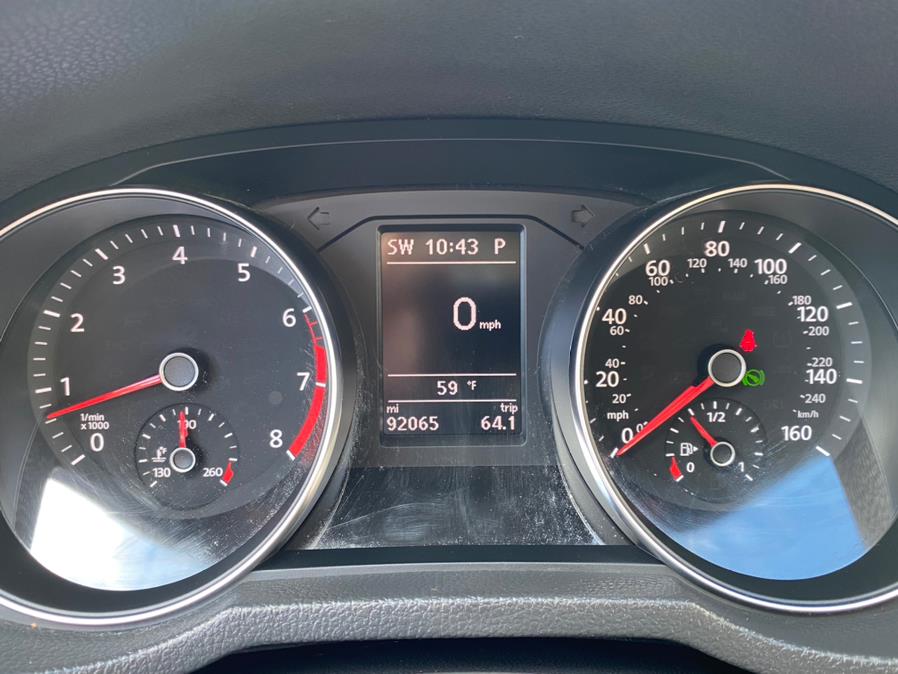 2016 Volkswagen Passat 4dr Sdn 1.8T Auto SE PZEV, available for sale in Bridgeport, Connecticut | CT Auto. Bridgeport, Connecticut 2016 Volkswagen Passat 4dr Sdn 1.8T Auto SE PZEV, available for sale in Bridgeport, Connecticut | CT Auto. Bridgeport, Connecticut