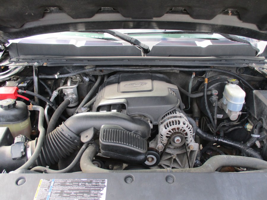 Used Chevrolet Silverado 1500 4WD Ext Cab 143.5" LTZ 2010 | Cos Central Auto. Meriden, Connecticut Used Chevrolet Silverado 1500 4WD Ext Cab 143.5" LTZ 2010 | Cos Central Auto. Meriden, Connecticut