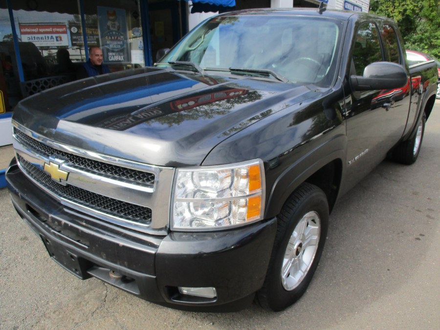 Used Chevrolet Silverado 1500 4WD Ext Cab 143.5" LTZ 2010 | Cos Central Auto. Meriden, Connecticut Used Chevrolet Silverado 1500 4WD Ext Cab 143.5" LTZ 2010 | Cos Central Auto. Meriden, Connecticut