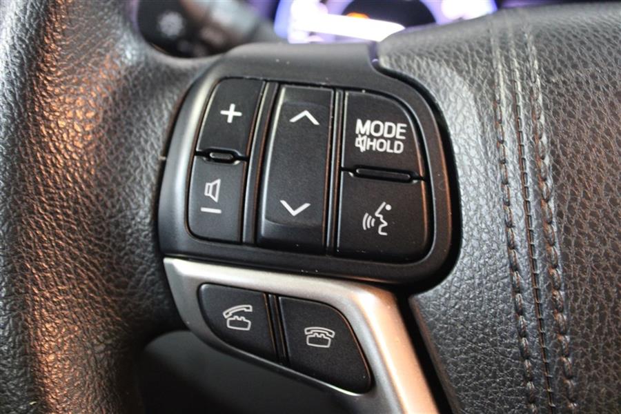 2015 Toyota Highlander LE, available for sale in Paterson, New Jersey | Fast Track Motors. Paterson, New Jersey 2015 Toyota Highlander LE, available for sale in Paterson, New Jersey | Fast Track Motors. Paterson, New Jersey