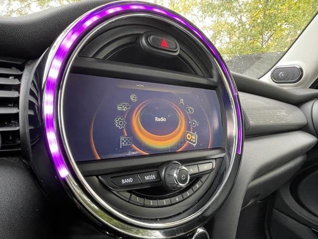 Used Mini Cooper Base 2015 | Blasius Federal Road. Brookfield, Connecticut Used Mini Cooper Base 2015 | Blasius Federal Road. Brookfield, Connecticut