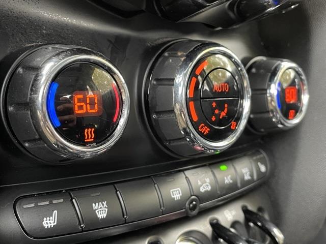 Used Mini Cooper Base 2015 | Blasius Federal Road. Brookfield, Connecticut Used Mini Cooper Base 2015 | Blasius Federal Road. Brookfield, Connecticut