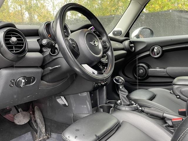 Used Mini Cooper Base 2015 | Blasius Federal Road. Brookfield, Connecticut Used Mini Cooper Base 2015 | Blasius Federal Road. Brookfield, Connecticut