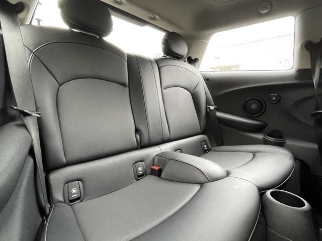 Used Mini Cooper Base 2015 | Blasius Federal Road. Brookfield, Connecticut Used Mini Cooper Base 2015 | Blasius Federal Road. Brookfield, Connecticut
