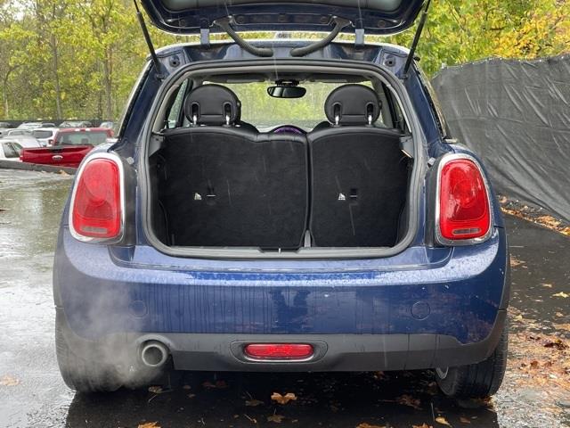 Used Mini Cooper Base 2015 | Blasius Federal Road. Brookfield, Connecticut Used Mini Cooper Base 2015 | Blasius Federal Road. Brookfield, Connecticut