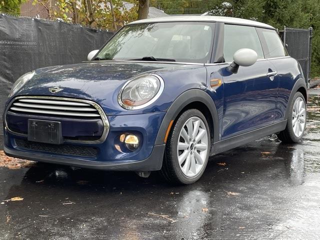 Used Mini Cooper Base 2015 | Blasius Federal Road. Brookfield, Connecticut Used Mini Cooper Base 2015 | Blasius Federal Road. Brookfield, Connecticut