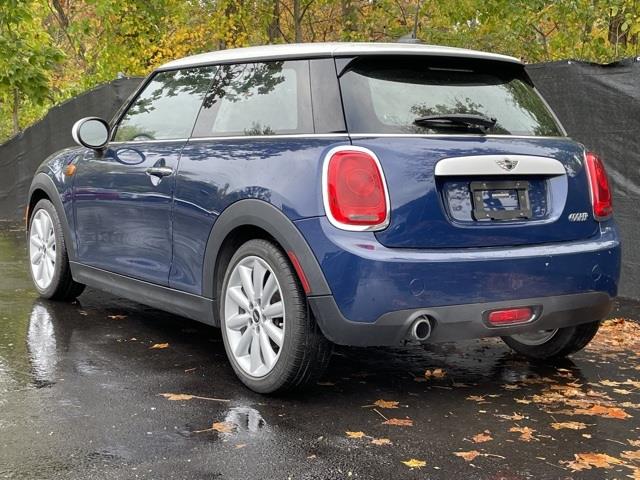 Used Mini Cooper Base 2015 | Blasius Federal Road. Brookfield, Connecticut Used Mini Cooper Base 2015 | Blasius Federal Road. Brookfield, Connecticut