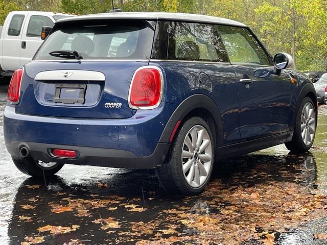Used Mini Cooper Base 2015 | Blasius Federal Road. Brookfield, Connecticut Used Mini Cooper Base 2015 | Blasius Federal Road. Brookfield, Connecticut