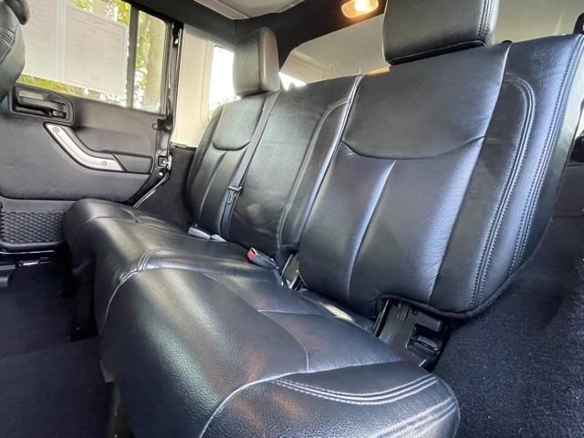 Used Jeep Wrangler Unlimited Sahara 2015 | Blasius Federal Road. Brookfield, Connecticut Used Jeep Wrangler Unlimited Sahara 2015 | Blasius Federal Road. Brookfield, Connecticut