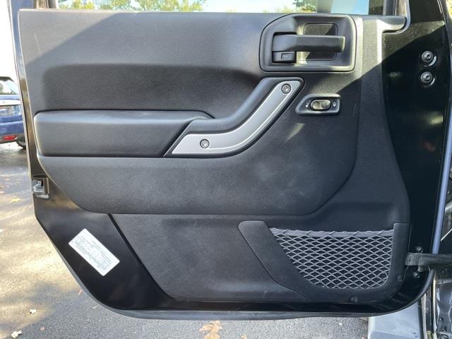 Used Jeep Wrangler Unlimited Sahara 2015 | Blasius Federal Road. Brookfield, Connecticut Used Jeep Wrangler Unlimited Sahara 2015 | Blasius Federal Road. Brookfield, Connecticut