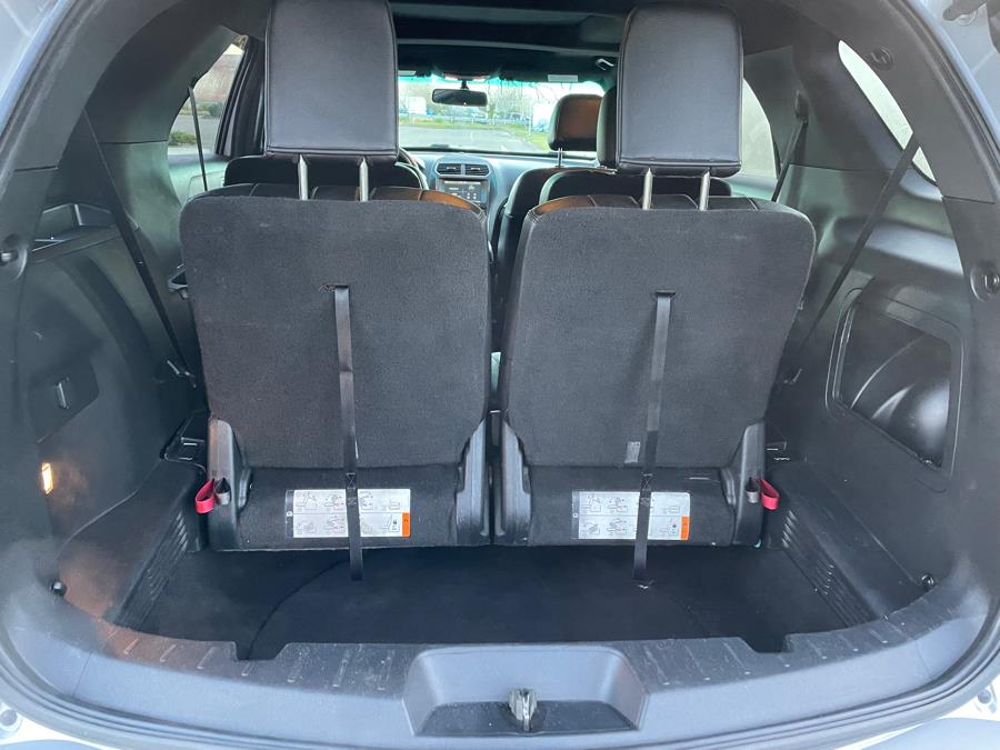 Used Ford Explorer 4WD 4dr XLT 2016 | Malkoon Motors. Agawam, Massachusetts Used Ford Explorer 4WD 4dr XLT 2016 | Malkoon Motors. Agawam, Massachusetts