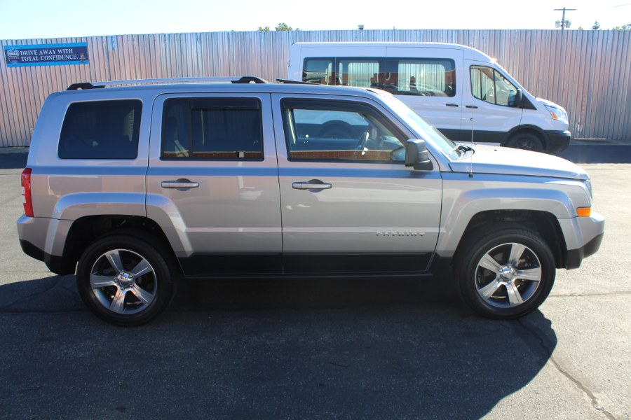 Used Jeep Patriot Latitude 4x4 2017 | Car Tec Enterprise Leasing & Sales LLC. Deer Park, New York Used Jeep Patriot Latitude 4x4 2017 | Car Tec Enterprise Leasing & Sales LLC. Deer Park, New York