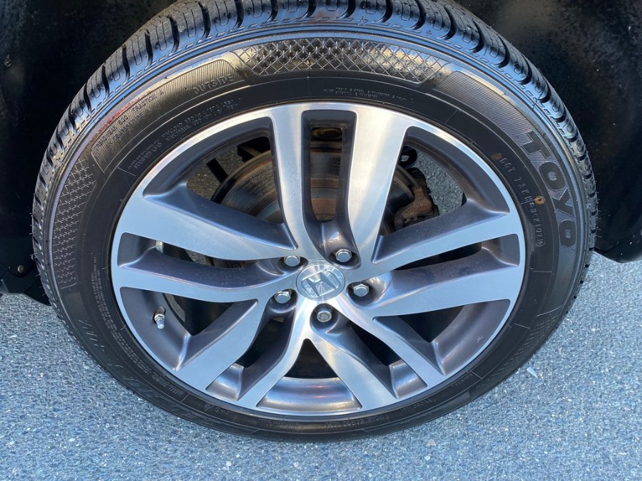 Used Honda Pilot Touring AWD 2017 | Union Street Auto Sales. West Springfield, Massachusetts Used Honda Pilot Touring AWD 2017 | Union Street Auto Sales. West Springfield, Massachusetts