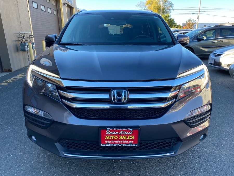Used Honda Pilot Touring AWD 2017 | Union Street Auto Sales. West Springfield, Massachusetts Used Honda Pilot Touring AWD 2017 | Union Street Auto Sales. West Springfield, Massachusetts