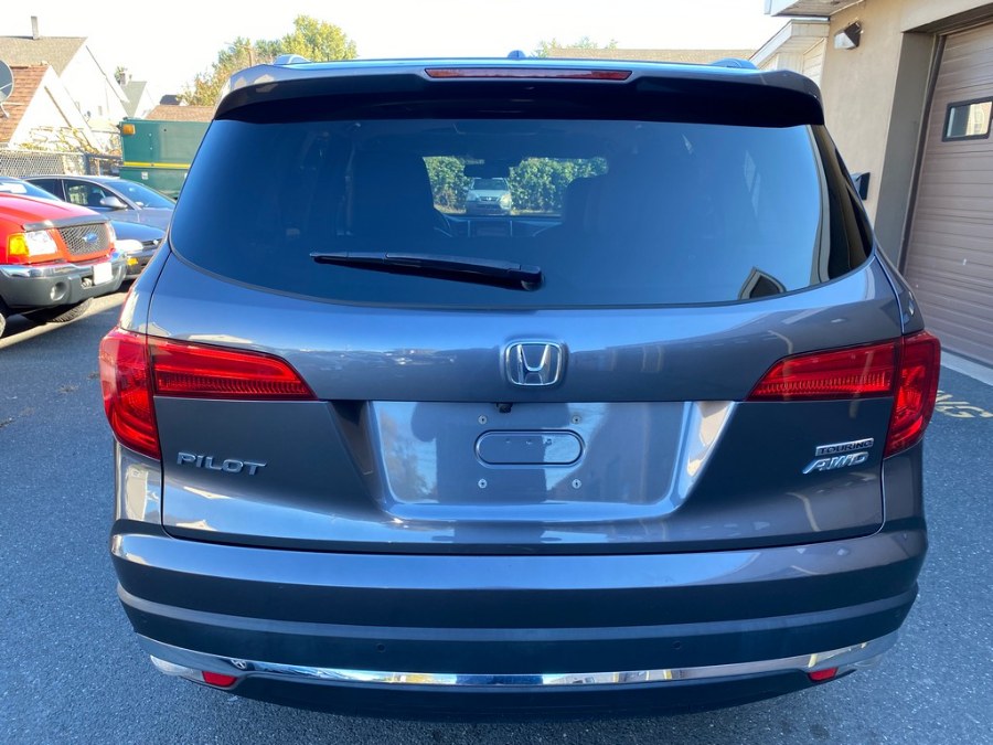 Used Honda Pilot Touring AWD 2017 | Union Street Auto Sales. West Springfield, Massachusetts Used Honda Pilot Touring AWD 2017 | Union Street Auto Sales. West Springfield, Massachusetts