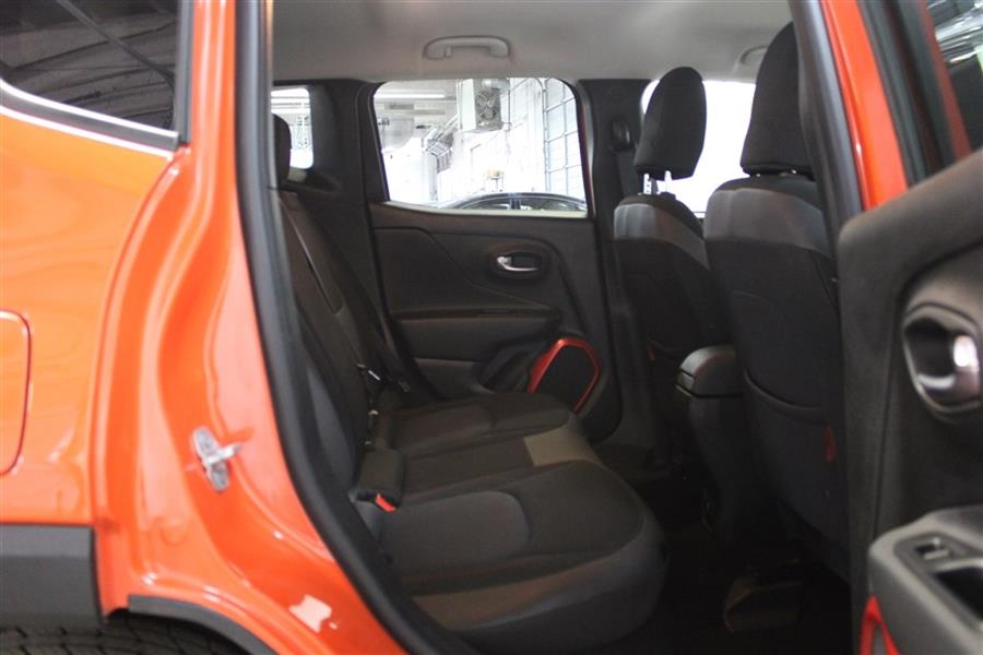 Used Jeep Renegade TRAILHAWK 2015 | Fast Track Motors. Paterson, New Jersey Used Jeep Renegade TRAILHAWK 2015 | Fast Track Motors. Paterson, New Jersey