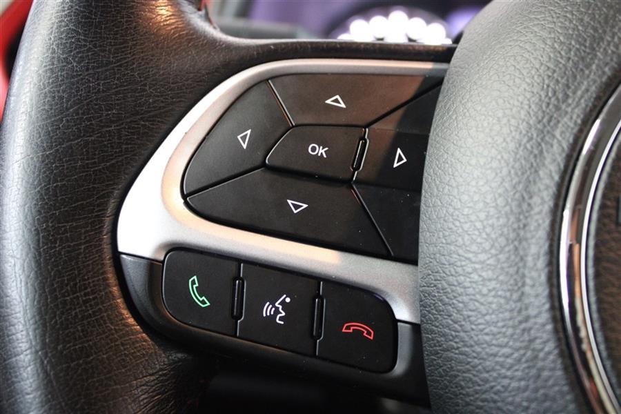 Used Jeep Renegade TRAILHAWK 2015 | Fast Track Motors. Paterson, New Jersey Used Jeep Renegade TRAILHAWK 2015 | Fast Track Motors. Paterson, New Jersey