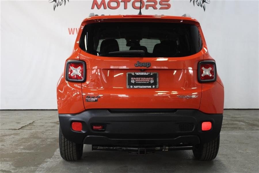 Used Jeep Renegade TRAILHAWK 2015 | Fast Track Motors. Paterson, New Jersey Used Jeep Renegade TRAILHAWK 2015 | Fast Track Motors. Paterson, New Jersey