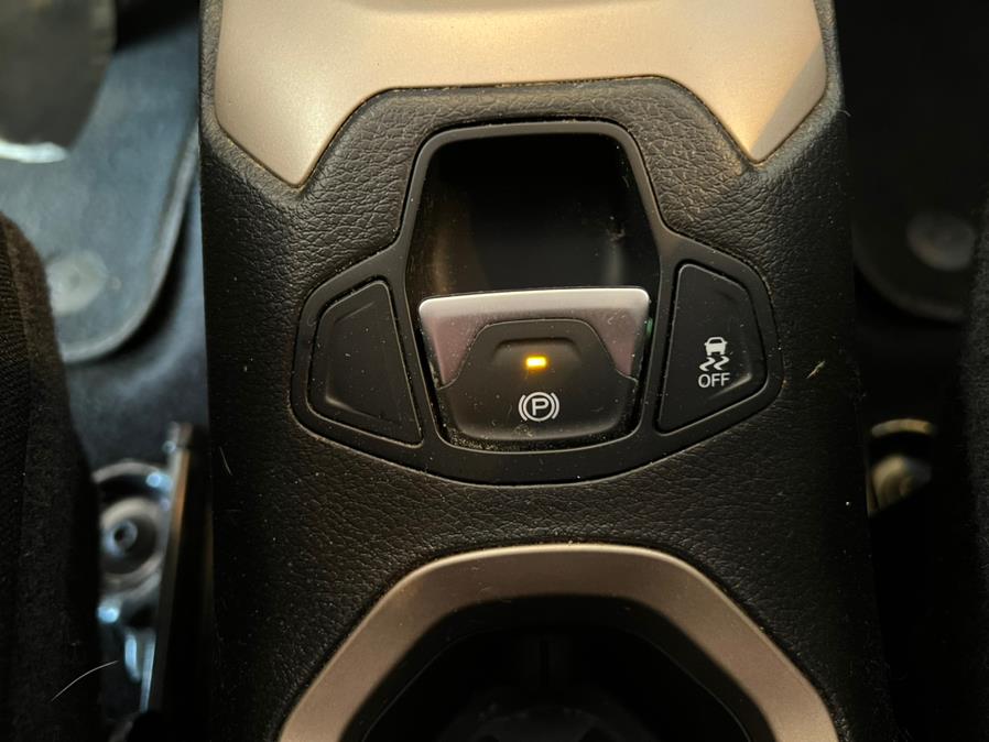 Used Jeep Renegade 4WD 4dr Sport 2016 | AutoMax. West Hartford, Connecticut Used Jeep Renegade 4WD 4dr Sport 2016 | AutoMax. West Hartford, Connecticut
