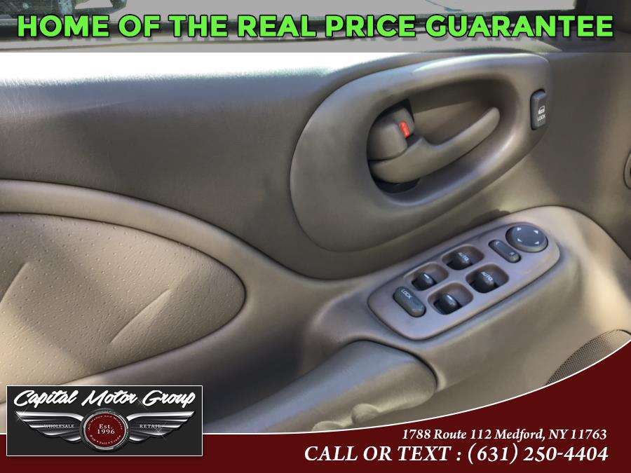 Used Pontiac Bonneville 4dr Sdn SE 2000 | Capital Motor Group Inc. Medford, New York Used Pontiac Bonneville 4dr Sdn SE 2000 | Capital Motor Group Inc. Medford, New York