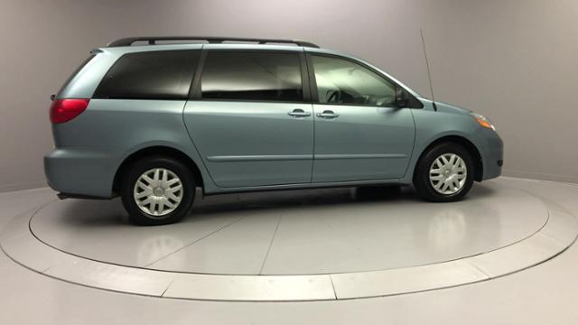2008 Toyota Sienna 5dr 7-Pass Van CE FWD, available for sale in Naugatuck, Connecticut | J&M Automotive Sls&Svc LLC. Naugatuck, Connecticut 2008 Toyota Sienna 5dr 7-Pass Van CE FWD, available for sale in Naugatuck, Connecticut | J&M Automotive Sls&Svc LLC. Naugatuck, Connecticut
