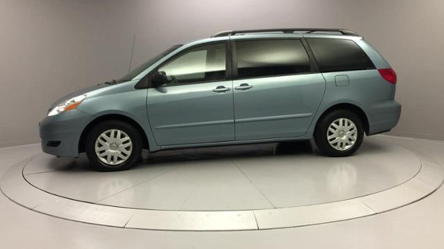 2008 Toyota Sienna 5dr 7-Pass Van CE FWD, available for sale in Naugatuck, Connecticut | J&M Automotive Sls&Svc LLC. Naugatuck, Connecticut 2008 Toyota Sienna 5dr 7-Pass Van CE FWD, available for sale in Naugatuck, Connecticut | J&M Automotive Sls&Svc LLC. Naugatuck, Connecticut