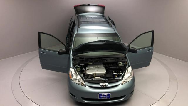 2008 Toyota Sienna 5dr 7-Pass Van CE FWD, available for sale in Naugatuck, Connecticut | J&M Automotive Sls&Svc LLC. Naugatuck, Connecticut 2008 Toyota Sienna 5dr 7-Pass Van CE FWD, available for sale in Naugatuck, Connecticut | J&M Automotive Sls&Svc LLC. Naugatuck, Connecticut