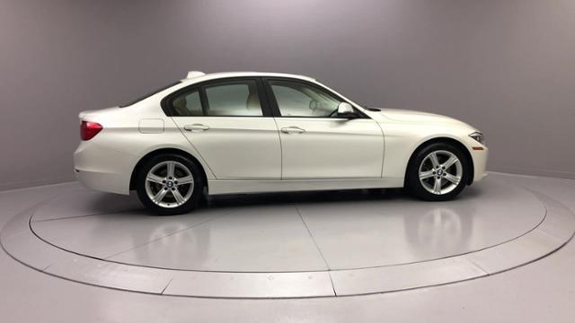 Used BMW 3 Series 4dr Sdn 328i xDrive AWD SULEV 2013 | J&M Automotive Sls&Svc LLC. Naugatuck, Connecticut Used BMW 3 Series 4dr Sdn 328i xDrive AWD SULEV 2013 | J&M Automotive Sls&Svc LLC. Naugatuck, Connecticut