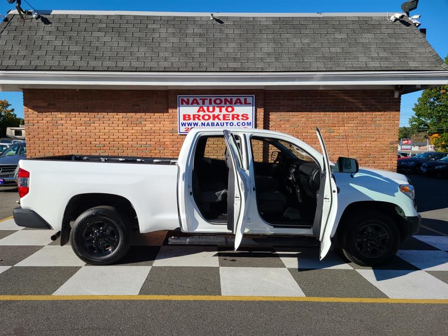 2014 Toyota Tundra 4WD Truck Double Cab 4.6L SR, available for sale in Waterbury, Connecticut | National Auto Brokers, Inc.. Waterbury, Connecticut 2014 Toyota Tundra 4WD Truck Double Cab 4.6L SR, available for sale in Waterbury, Connecticut | National Auto Brokers, Inc.. Waterbury, Connecticut