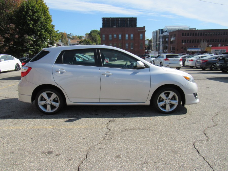 Used Toyota Matrix S 2009 | Hilario's Auto Sales Inc.. Worcester, Massachusetts Used Toyota Matrix S 2009 | Hilario's Auto Sales Inc.. Worcester, Massachusetts