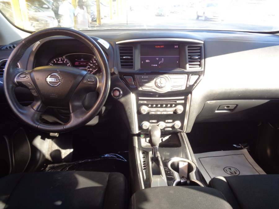 2017 Nissan Pathfinder FWD SV, available for sale in Rosedale, New York | Sunrise Auto Sales. Rosedale, New York 2017 Nissan Pathfinder FWD SV, available for sale in Rosedale, New York | Sunrise Auto Sales. Rosedale, New York
