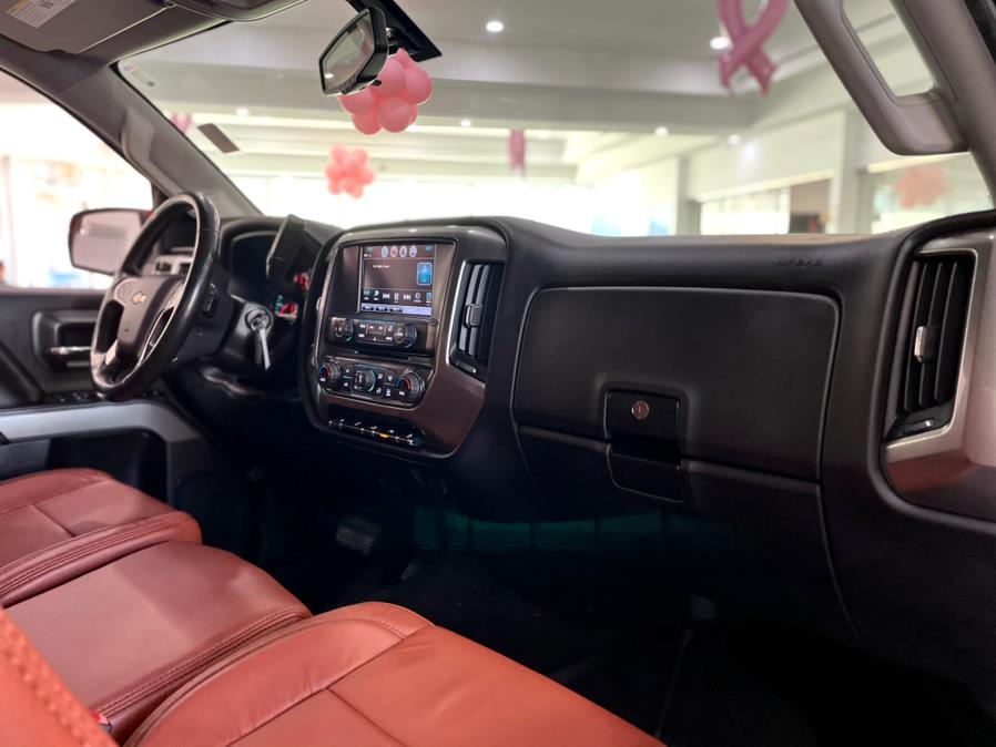 2018 Chevrolet Silverado 1500 4WD Double Cab 143.5" LT w/2LT, available for sale in Franklin Square, New York | Luxury Motor Club. Franklin Square, New York 2018 Chevrolet Silverado 1500 4WD Double Cab 143.5" LT w/2LT, available for sale in Franklin Square, New York | Luxury Motor Club. Franklin Square, New York