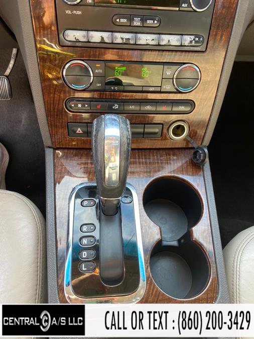 2009 Ford Taurus 4dr Sdn Limited FWD, available for sale in East Windsor, Connecticut | Central A/S LLC. East Windsor, Connecticut 2009 Ford Taurus 4dr Sdn Limited FWD, available for sale in East Windsor, Connecticut | Central A/S LLC. East Windsor, Connecticut
