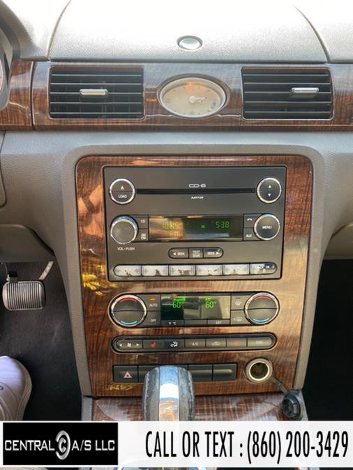 2009 Ford Taurus 4dr Sdn Limited FWD, available for sale in East Windsor, Connecticut | Central A/S LLC. East Windsor, Connecticut 2009 Ford Taurus 4dr Sdn Limited FWD, available for sale in East Windsor, Connecticut | Central A/S LLC. East Windsor, Connecticut