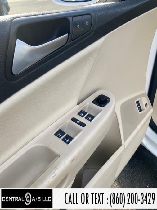 2009 Volkswagen Passat Sedan 4dr Auto Komfort FWD, available for sale in East Windsor, Connecticut | Central A/S LLC. East Windsor, Connecticut 2009 Volkswagen Passat Sedan 4dr Auto Komfort FWD, available for sale in East Windsor, Connecticut | Central A/S LLC. East Windsor, Connecticut
