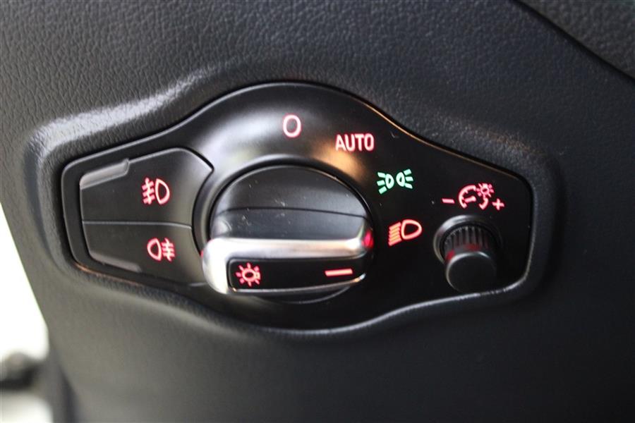 2015 Audi Q5 PREMIUM PLUS, available for sale in Paterson, New Jersey | Fast Track Motors. Paterson, New Jersey 2015 Audi Q5 PREMIUM PLUS, available for sale in Paterson, New Jersey | Fast Track Motors. Paterson, New Jersey