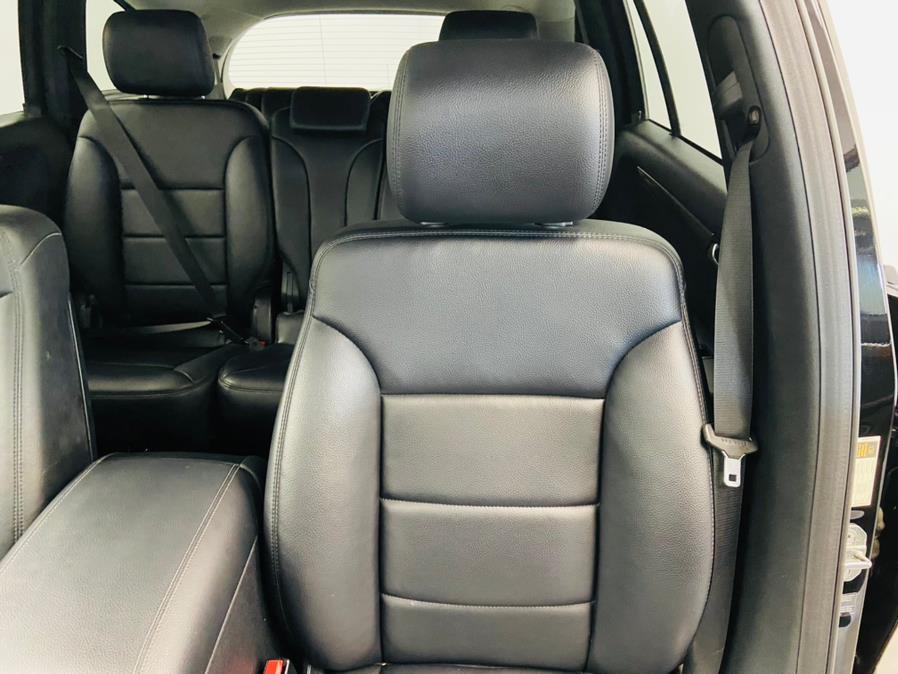 Used Mercedes-Benz R-Class 4MATIC 4dr R350 2012 | East Coast Auto Group. Linden, New Jersey Used Mercedes-Benz R-Class 4MATIC 4dr R350 2012 | East Coast Auto Group. Linden, New Jersey