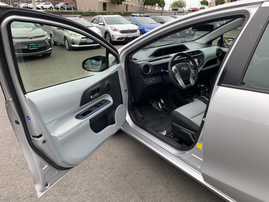 Used Toyota Prius C Three 2012 | Green Light Auto Wholesale. Daly City, California Used Toyota Prius C Three 2012 | Green Light Auto Wholesale. Daly City, California