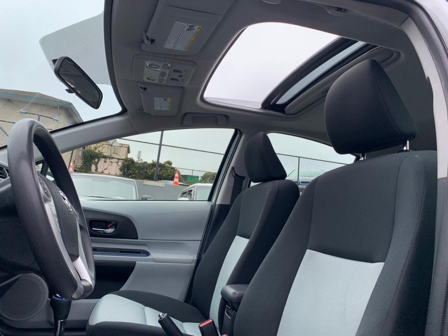 Used Toyota Prius C Three 2012 | Green Light Auto Wholesale. Daly City, California Used Toyota Prius C Three 2012 | Green Light Auto Wholesale. Daly City, California