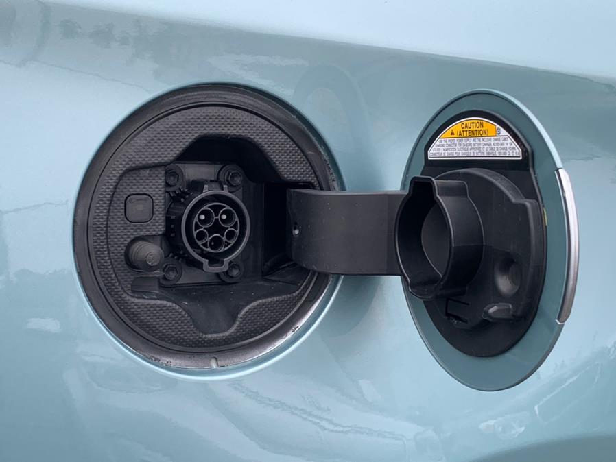 Used Toyota Prius Plug-In PHEV 2013 | Green Light Auto Wholesale. Daly City, California Used Toyota Prius Plug-In PHEV 2013 | Green Light Auto Wholesale. Daly City, California