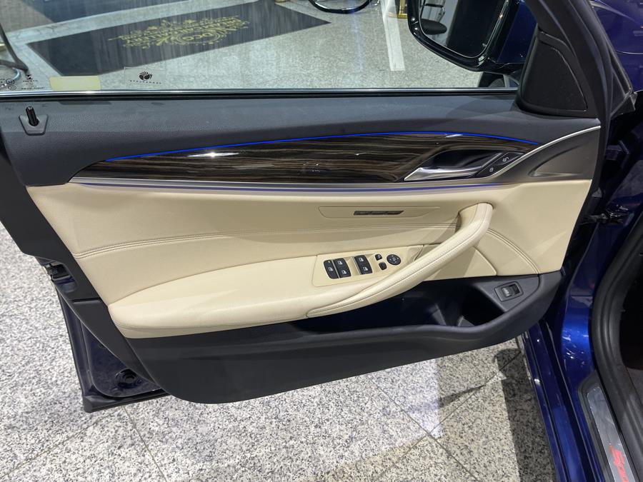 Used BMW 5 Series 530i xDrive Sedan 2018 | Dream Car Gallery. Woodbury, New York Used BMW 5 Series 530i xDrive Sedan 2018 | Dream Car Gallery. Woodbury, New York