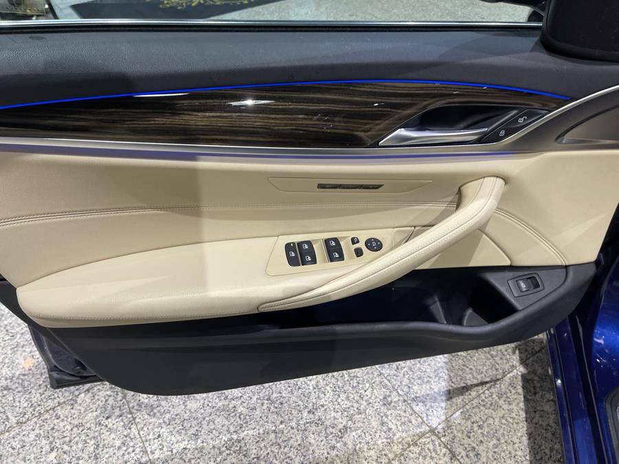 Used BMW 5 Series 530i xDrive Sedan 2018 | Dream Car Gallery. Woodbury, New York Used BMW 5 Series 530i xDrive Sedan 2018 | Dream Car Gallery. Woodbury, New York