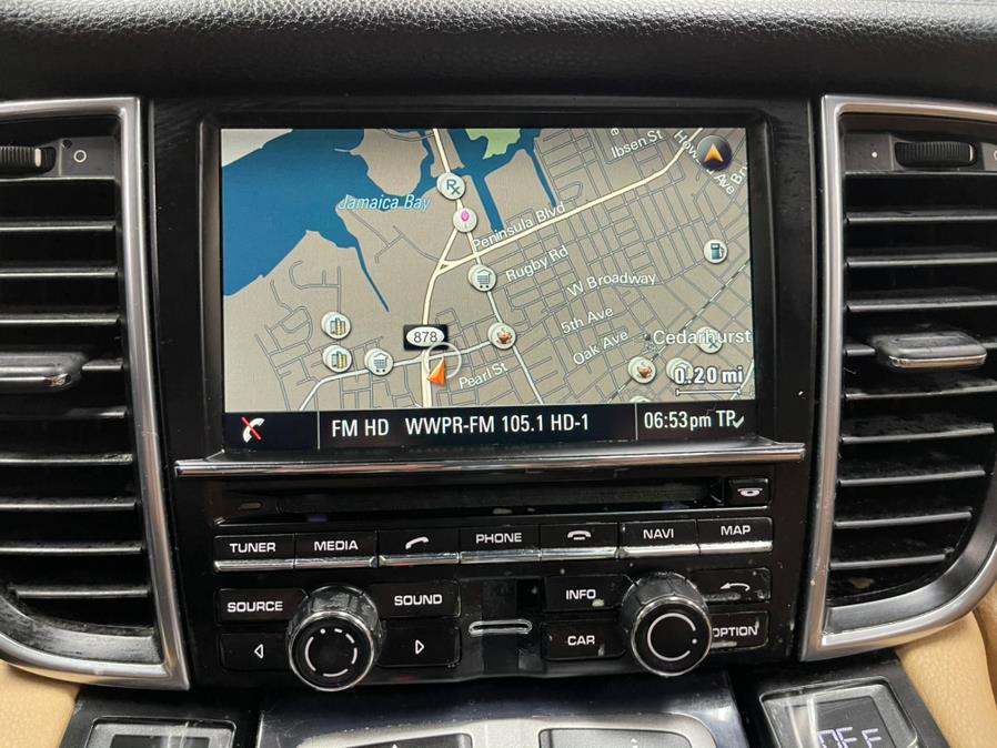 Used Porsche Panamera 4dr HB Edition 2016 | 5 Towns Drive. Inwood, New York Used Porsche Panamera 4dr HB Edition 2016 | 5 Towns Drive. Inwood, New York