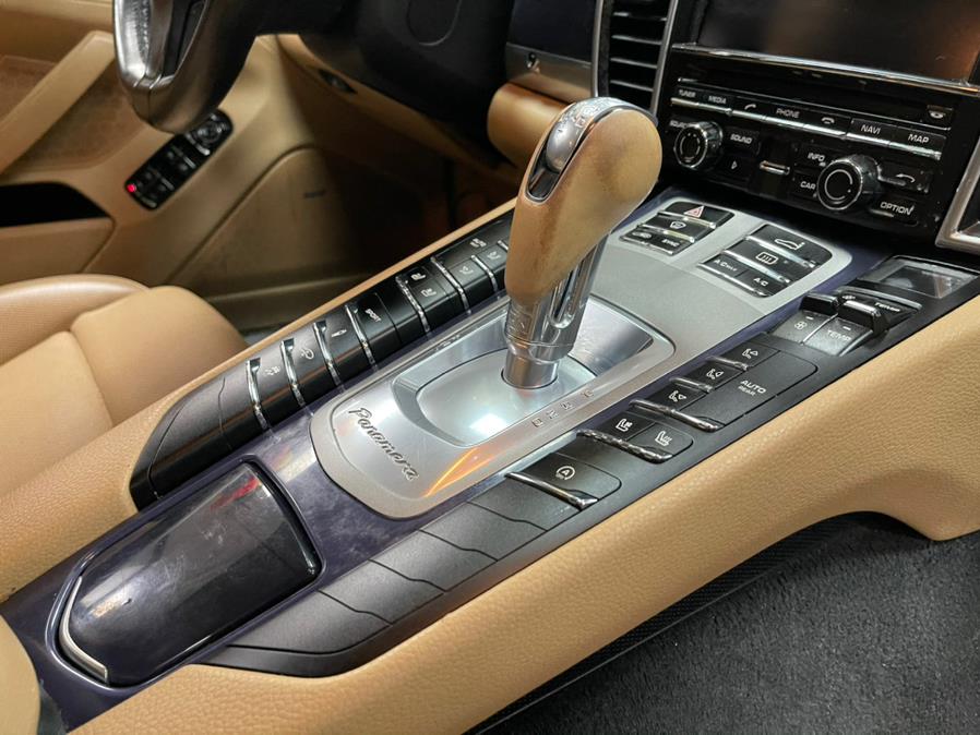 Used Porsche Panamera 4dr HB Edition 2016 | 5 Towns Drive. Inwood, New York Used Porsche Panamera 4dr HB Edition 2016 | 5 Towns Drive. Inwood, New York
