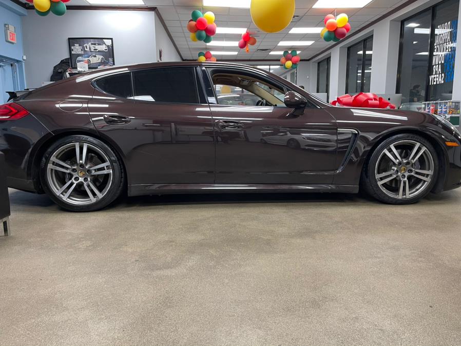 Used Porsche Panamera 4dr HB Edition 2016 | 5 Towns Drive. Inwood, New York Used Porsche Panamera 4dr HB Edition 2016 | 5 Towns Drive. Inwood, New York