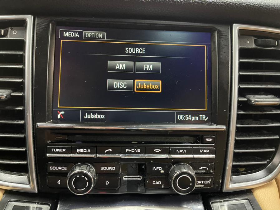 Used Porsche Panamera 4dr HB Edition 2016 | 5 Towns Drive. Inwood, New York Used Porsche Panamera 4dr HB Edition 2016 | 5 Towns Drive. Inwood, New York