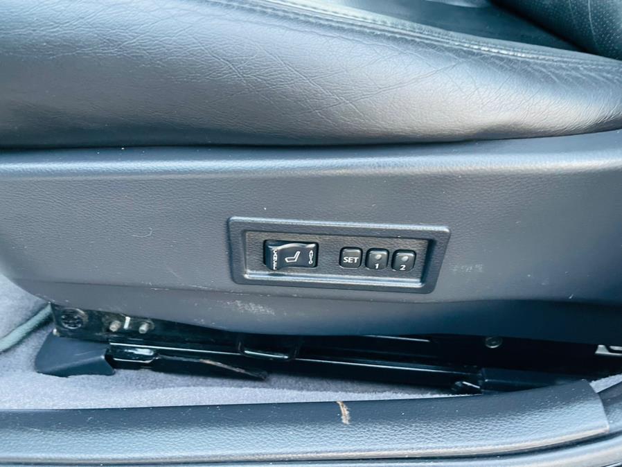 Used Infiniti G35 Sedan 4dr Sdn Auto w/Leather 2004 | Supreme Automotive. New Britain, Connecticut Used Infiniti G35 Sedan 4dr Sdn Auto w/Leather 2004 | Supreme Automotive. New Britain, Connecticut