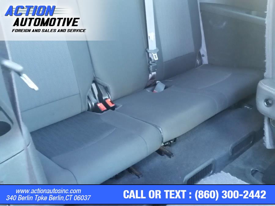 Used Chevrolet Traverse AWD 4dr LT w/1LT 2014 | Action Automotive. Berlin, Connecticut Used Chevrolet Traverse AWD 4dr LT w/1LT 2014 | Action Automotive. Berlin, Connecticut