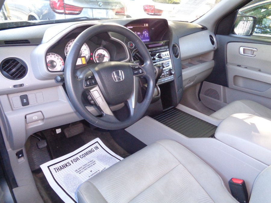 Used Honda Pilot 4WD 4dr LX 2013 | Sunrise of Elmont. Elmont, New York Used Honda Pilot 4WD 4dr LX 2013 | Sunrise of Elmont. Elmont, New York