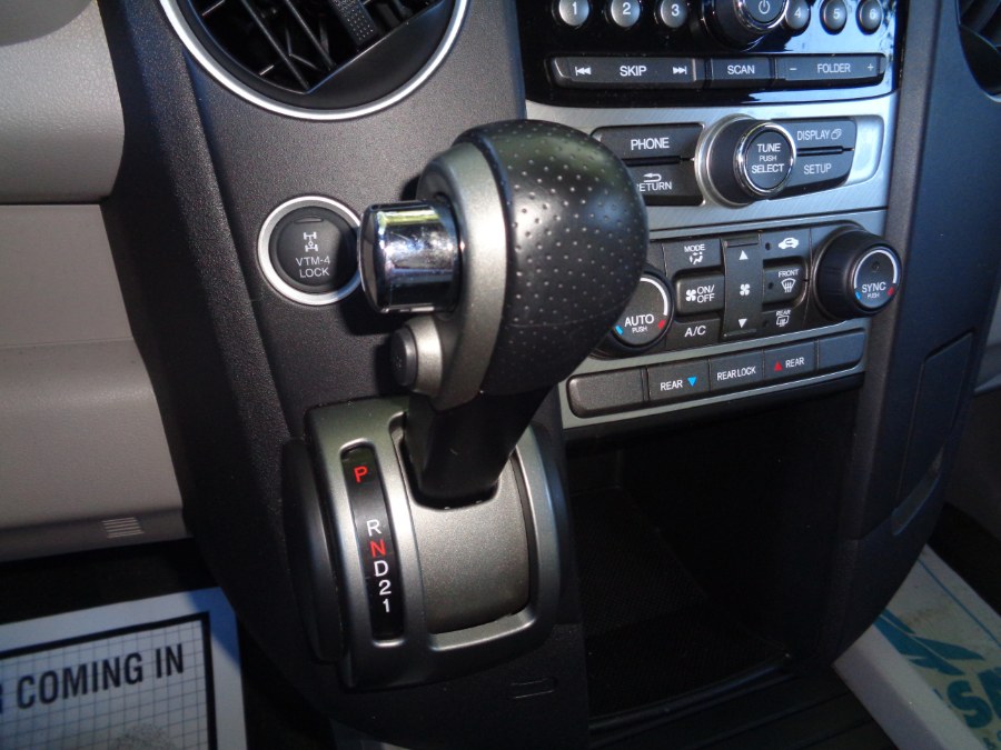 Used Honda Pilot 4WD 4dr LX 2013 | Sunrise of Elmont. Elmont, New York Used Honda Pilot 4WD 4dr LX 2013 | Sunrise of Elmont. Elmont, New York